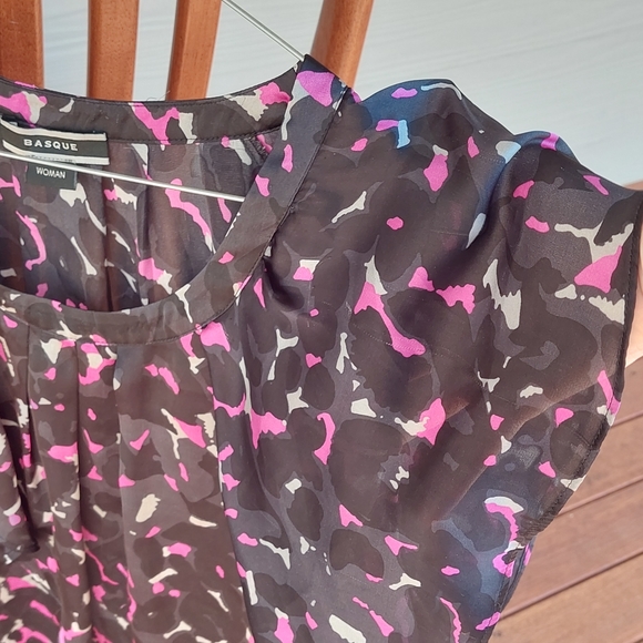 Basque size 16. Ladies flowy top - Picture 4 of 6